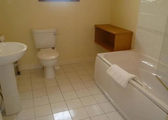 Holiday Village * Kenmare