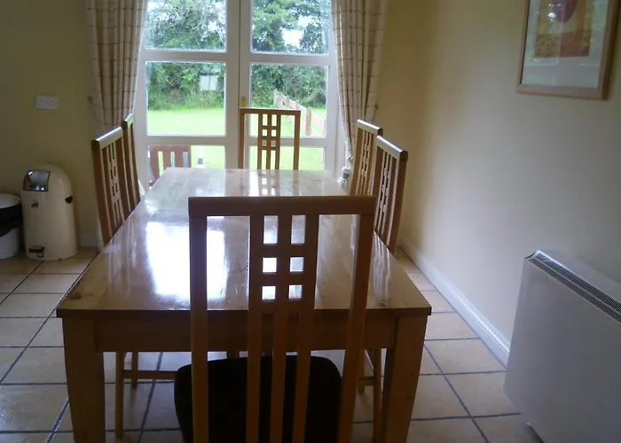 Holiday Village 펜션 *